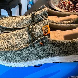 Hey Dude Men's Olive Patterned Loafers